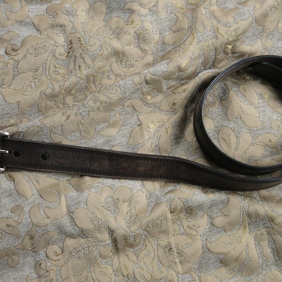 WOLVERINE Full Grain Rugged Leather Triple Needle Stiching Reinforced Belt holes - Picture 3 of 4